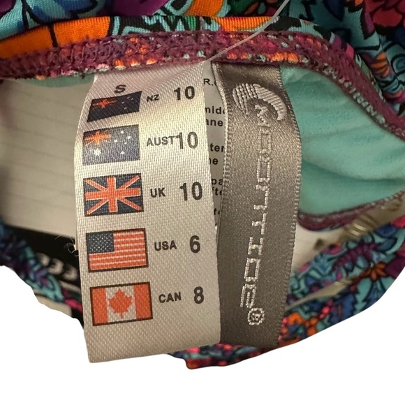 Moontide floral paisley twist front one piece swimsuit US 6 NWT - Picture 7 of 11